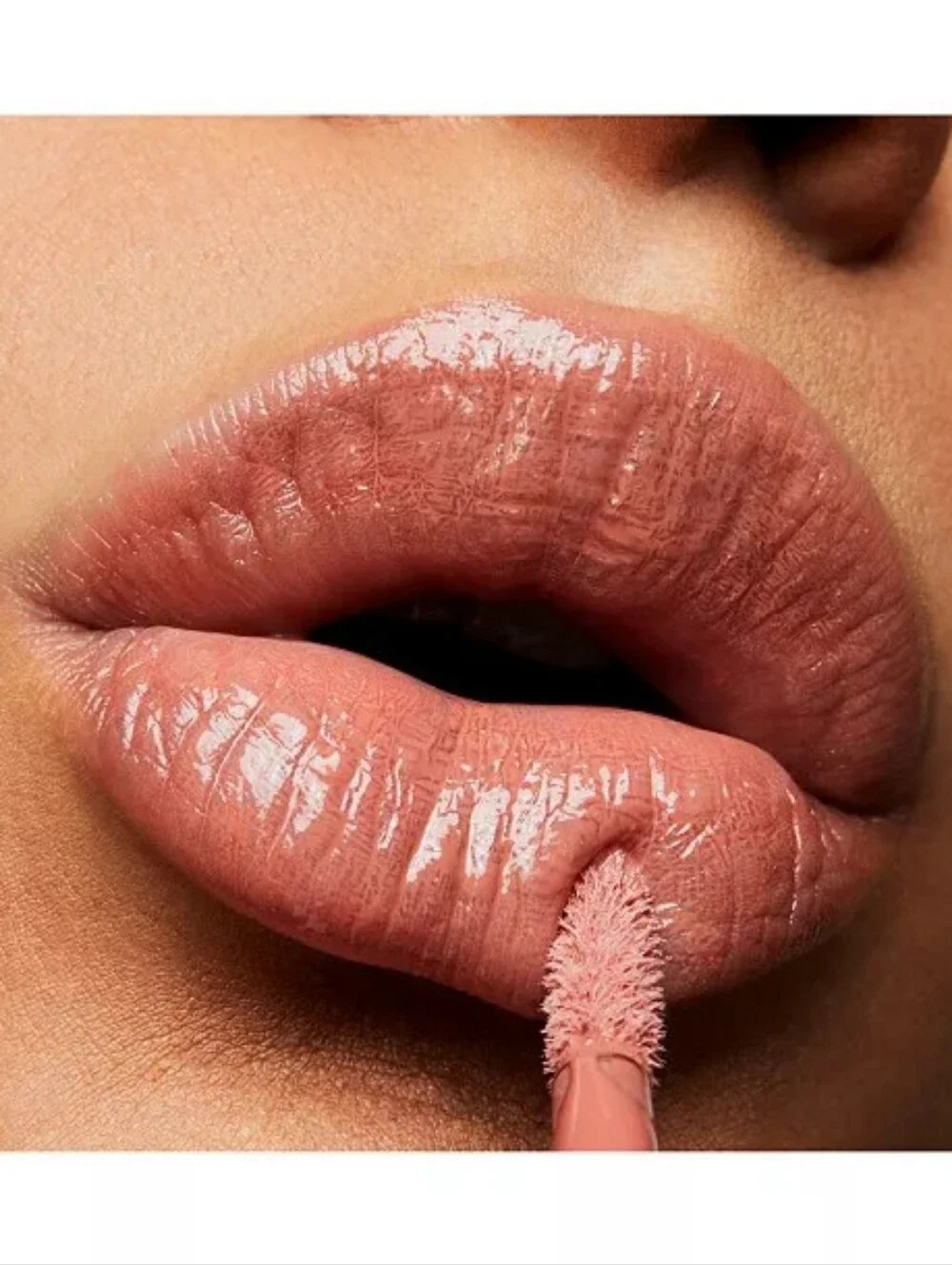 NIB MAC Cosmetics Lipglass, Lust